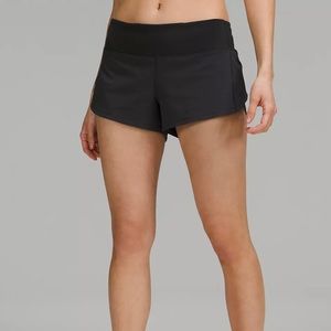 Lululemon Speed Up Low-Rise Lined Short 2.5" in Black